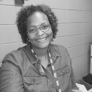 Meet your Posher, Roneka